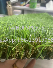 Rumput sintetis 40mm Tinggi Sekolah Sepak Bola Rumput buatan Rol Rumput hijau Rumput buatan untuk lapangan sepak bola