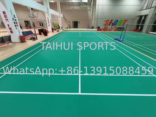 Lantai olahraga PVC dalam ruangan Anti slip Shock Absorbing Waterproof Vinyl Lantai lapangan olahraga untuk bola voli Badminton Basket