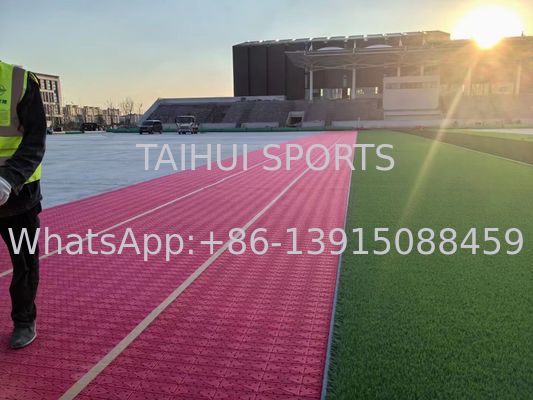 Standar FIFA 8mm 10mm 15mm Artificial Grass Underlay dengan penyerapan kejut yang sangat baik untuk lapangan olahraga