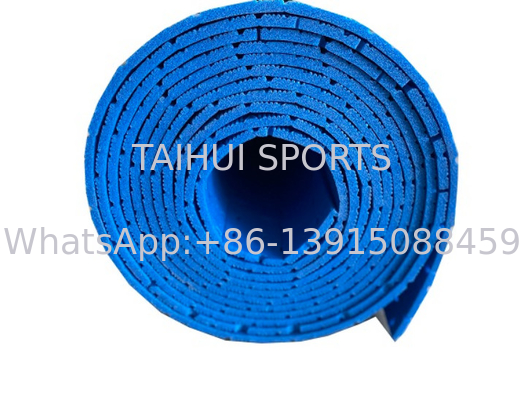 Permeabilitas air yang baik Daya tahan tinggi Tanah sintetis Shock Pad Untuk sistem rumput buatan