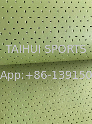 Tahan kimia yang sangat baik Diamond-Pattern Shock Pad PE Foam Untuk Artificial Grass Sports Field Roll Package