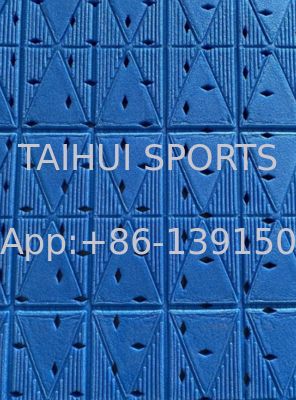 FIFA Certified Shock Pad Underlay dengan Desain Lubang Berlian untuk Perlengkapan Olahraga Rumput Buatan Panjang Disesuaikan