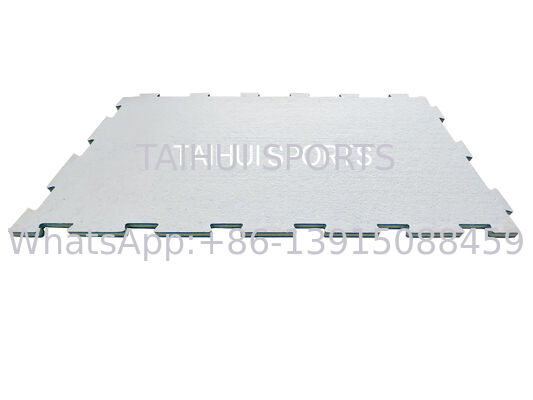 Mat Keamanan Interlocking Busa PE dengan Ketebalan 10-100mm dan HIC & CFH Terjamin untuk Alas Kejut Taman Bermain