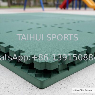 Mat Keamanan Interlocking Busa PE dengan Ketebalan 10-100mm dan HIC & CFH Terjamin untuk Alas Kejut Taman Bermain