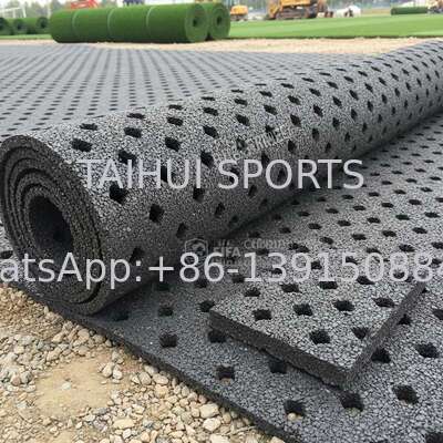 FIFA Certified Shock Pad Underlay dengan Desain Lubang Berlian untuk Perlengkapan Olahraga Rumput Buatan Panjang Disesuaikan