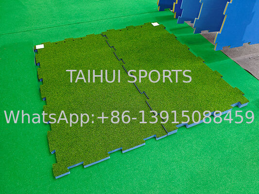 Bantalan Puzzle Taman Bermain Penyerap Guncangan Teruji HIC/CFH 30-80Mm dengan Bantalan Puzzle Rumput Buatan Permeabilitas Air Tinggi