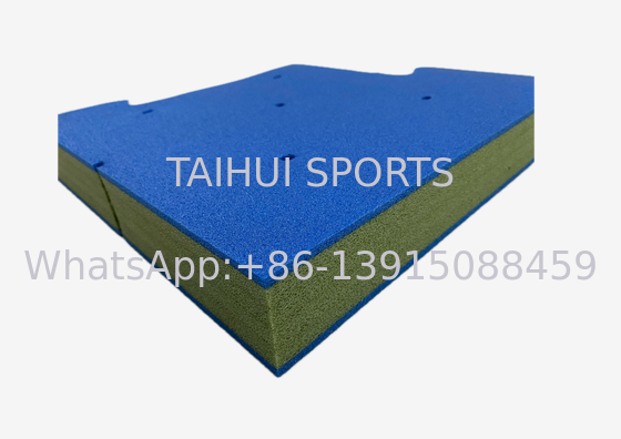 30-70mm Ketebalan Interlocking Shock Pad Puzzle Pad Dengan Dekat Cell Water Absorption