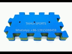 Olahraga Dalam Ruangan Luar Ruangan Rumput Buatan Shock Pad HIC Impact Tested Safety Soft Layer